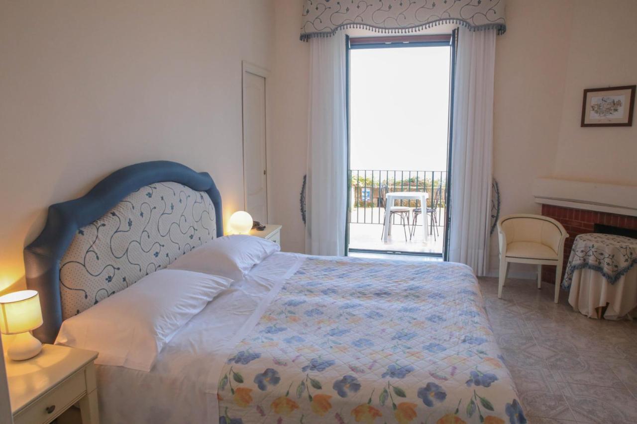Hotel La Badia Σορέντο Εξωτερικό φωτογραφία
