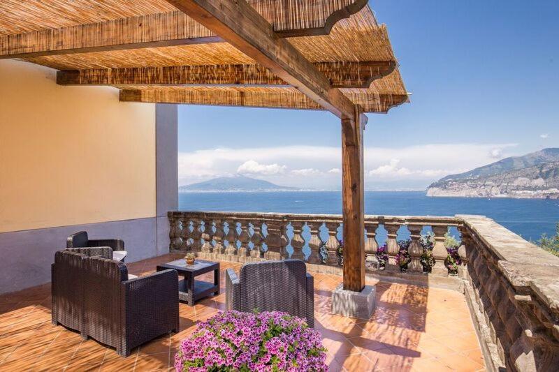 Hotel La Badia Σορέντο Εξωτερικό φωτογραφία