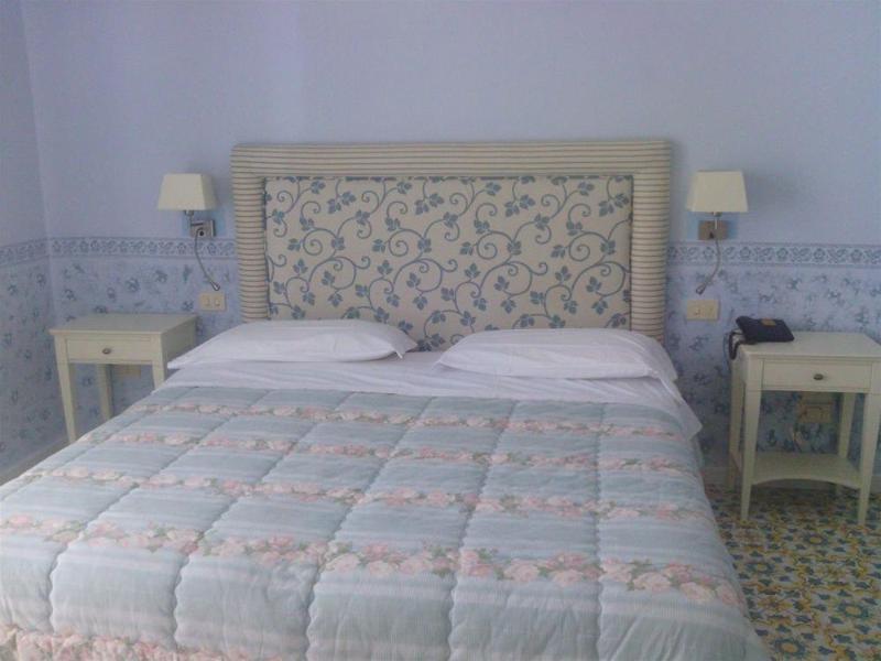 Hotel La Badia Σορέντο Εξωτερικό φωτογραφία